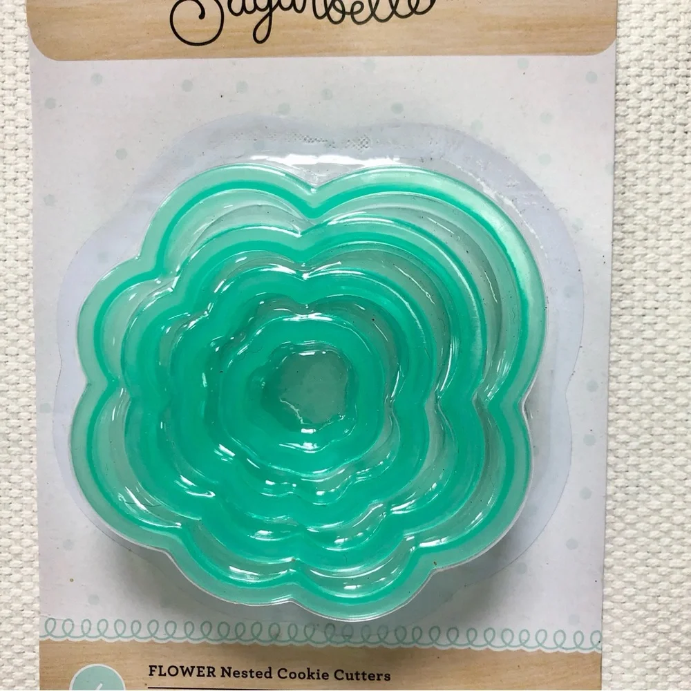 Flower nested cookie cutters by Sweet Sugarbelle 2 sets of 4 new in pkg